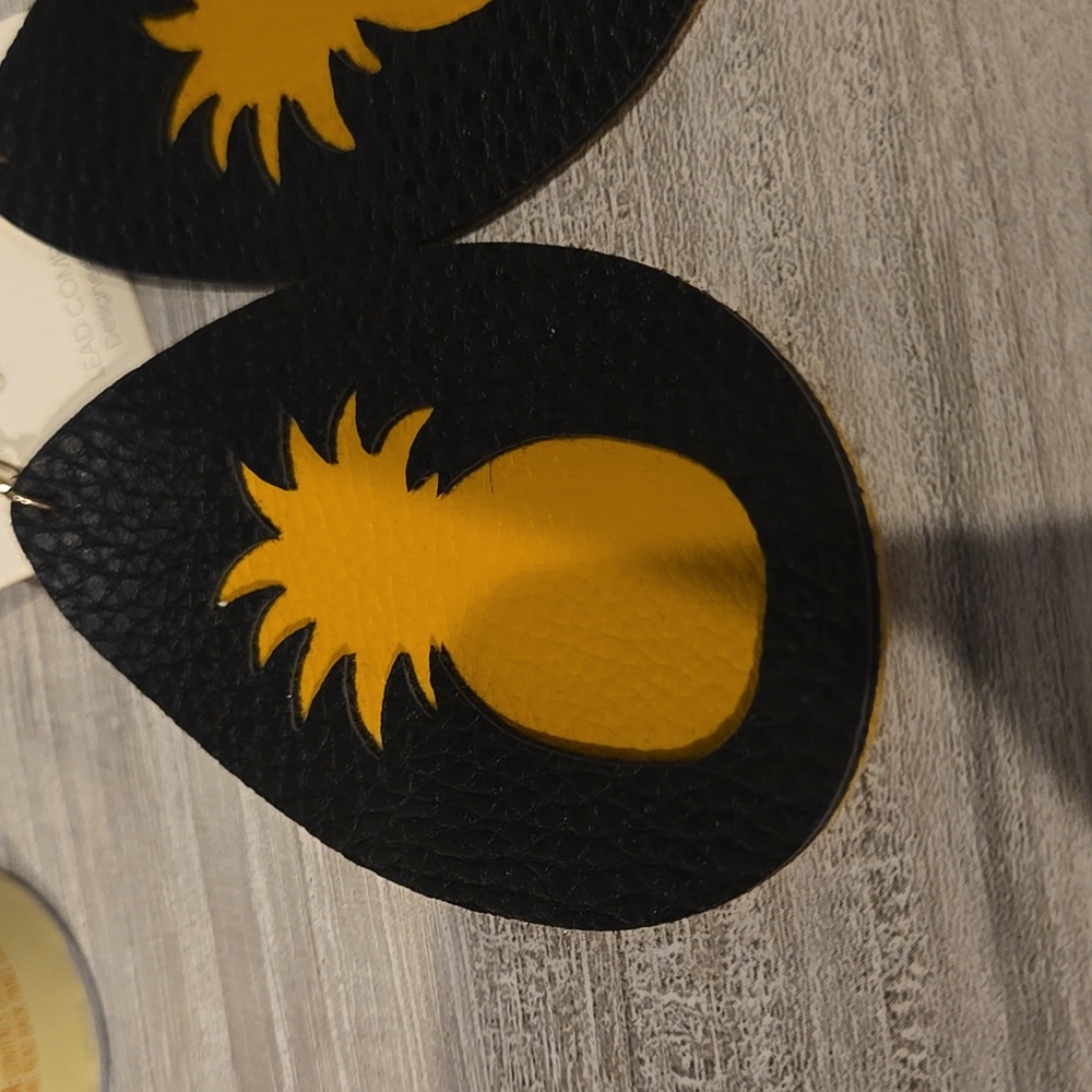 Black and Yellow Pineapple Earrings - Picture 3 of 6